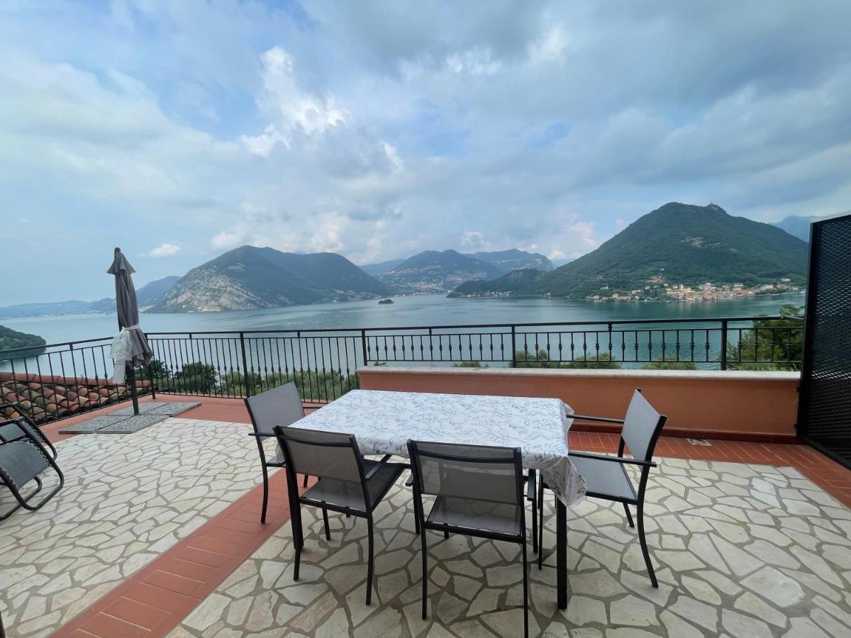 Appartamento Vista Lago D'Iseo Sulzano Exterior photo